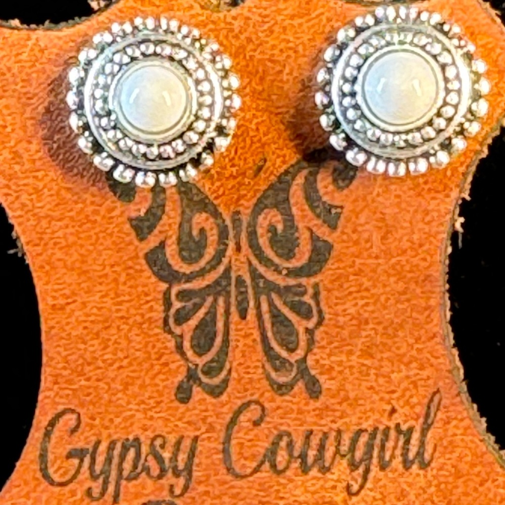 Southwest White Stone Stud Post Fashion Earrings - Picture 3 of 7